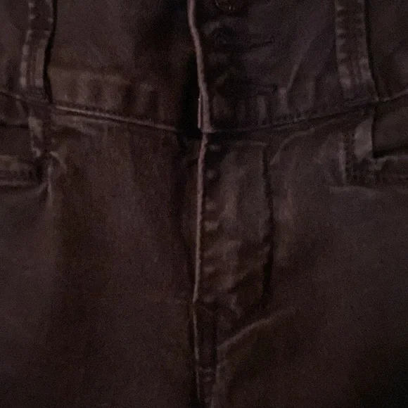 Guess - Picture 4 of 4